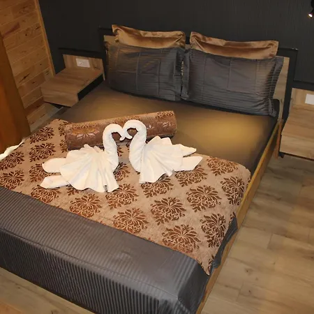 Villa çıralı Villa's *